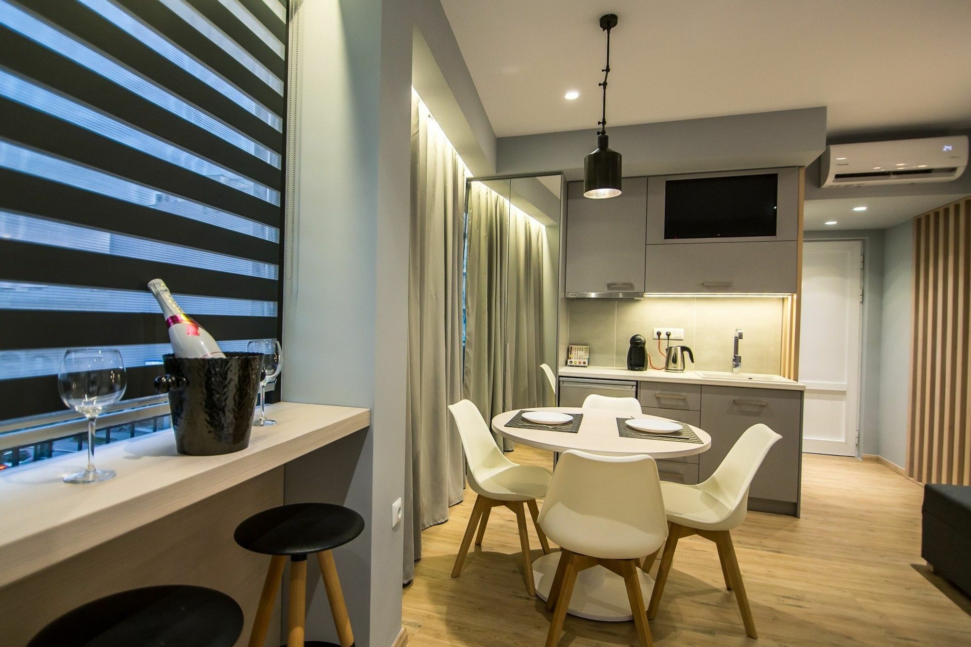 Preveza Suite Stay Leoforos Irinis 84B Exterior photo